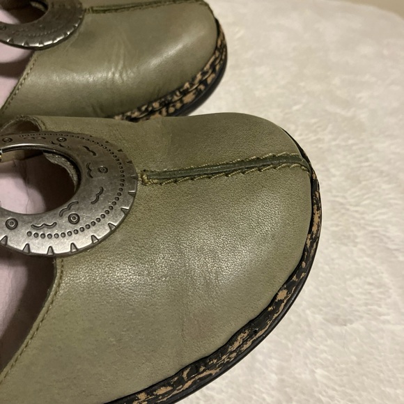 Rieker Green Leather Rainbow Strap Closed Toe Shoes Women Size 41/ US 10 - Picture 3 of 9